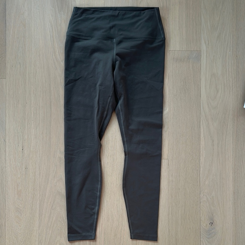 NOBULL women’s high rise tight medium dark fallen rock